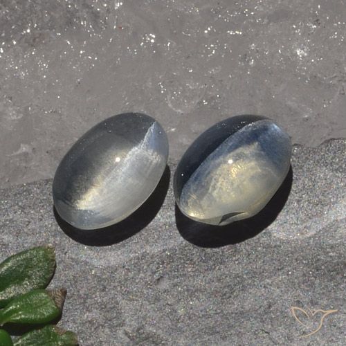 2.49 ct Oval Sillimanite Cat's Eye, 7.2 x 5.1 mm From Madagascar, Photo A