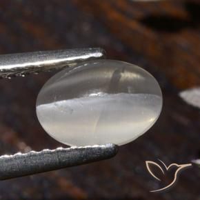 Sillimanite Cat's Eye Gemstone in 7.7 x 5.5 mm Size for Sale, Sillimanite Cat's Eye Stone in Warm White Color