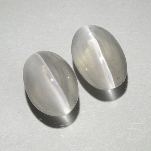 Warm White Sillimanite Cat's Eye Gem - 1.1ct Oval Cabochon (ID: 499421)