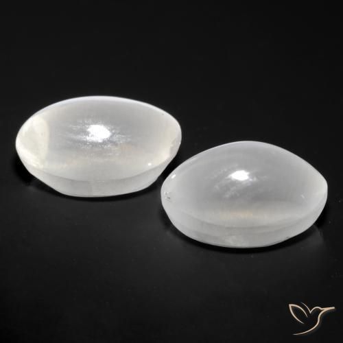 Sillimanite Cat's Eye Gemstones in 7 x 5 mm (calibrated) Size for Sale, Sillimanite Cat's Eye Stones in White Color