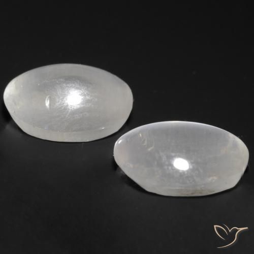 Sillimanite Cat's Eye Gemstones in 7 x 5 mm (calibrated) Size for Sale, Sillimanite Cat's Eye Stones in White Color