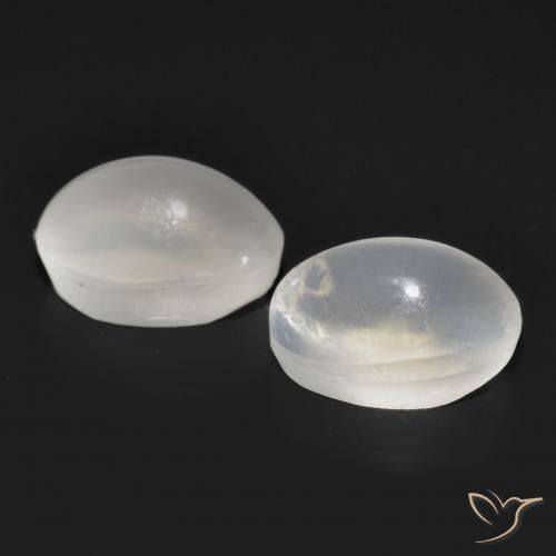 Sillimanite Cat's Eye Gemstones in 7 x 5 mm (calibrated) Size for Sale, Sillimanite Cat's Eye Stones in White Color