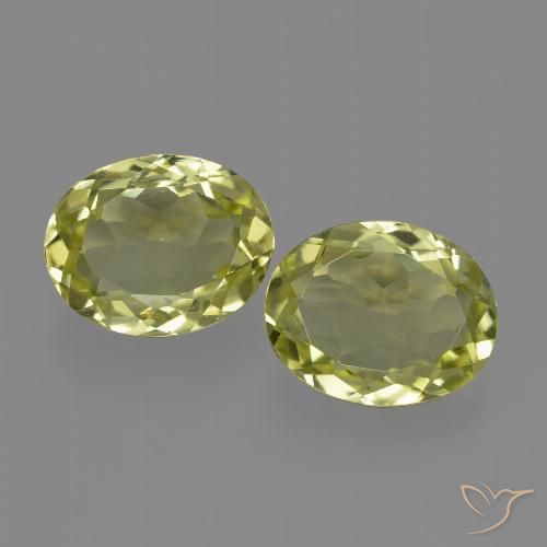 Par de Silimanita Ovalada a juego de 8,9 x 7,1mm - Peso 3,32 ct en total / promedio. 1,66 ct cada uno, piedra preciosa natural No tratado, color Amarillo verdoso con claridad vvs-vs, dureza Mohs 6.5 - 7.5 Adecuado para joyas de uso diario, Photo A