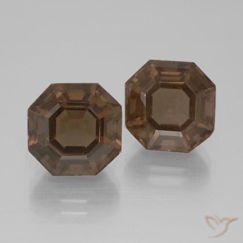 Paire Quartz Fumé Octogone / coupe Émeraude 10,9 x 10,8mm assorties - Poids total 11,29 ct / moyenne 5,65 ct chacune, couleur Marron foncé et pureté VS, pierre gemme naturelle Non traité, dureté de Mohs 7 convient aux bijoux de tous les jours, pierre de sagesse, Photo A