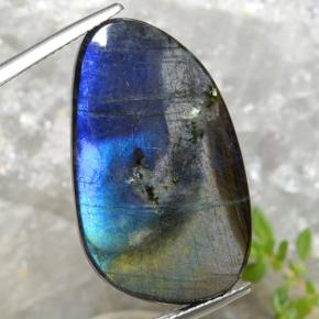 14.98 ct Multicolor Spectrolite Gemstone, Spectrolite Gem in Fancy Cabochon Shape for Sale.