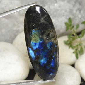 15.38 ct Multicolor Spectrolite Gemstone, Spectrolite Gem in Oval Cabochon Shape for Sale.