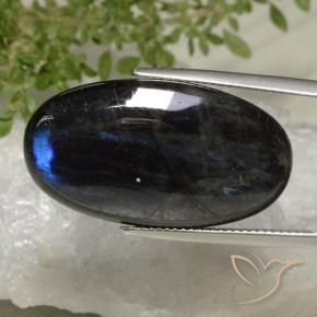 21.87 ct Multicolor Spectrolite Stone, Natural Spectrolite in Oval Cabochon Shape for Sale