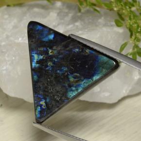 11.68 ct Multicolor Spectrolite Gemstone, Spectrolite Gem in Trillion Cabochon Shape for Sale.