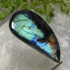 6.01 ct Multicolor Spectrolite Gemstone, Spectrolite Gem in Half Heart Cabochon Shape for Sale.