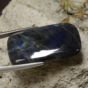 Spectrolite Gemstone in 33.3 x 18.8 mm Size for Sale, Spectrolite Stone in Multicolor Color