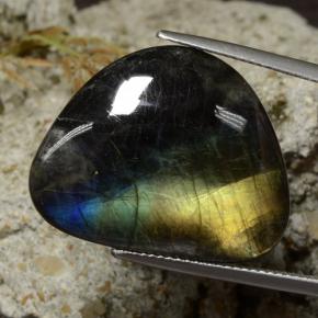 19.11 ct Multicolor Spectrolite Gemstone, Spectrolite Gem in Fancy Cabochon Shape for Sale.