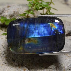 22.81 ct Multicolor Spectrolite Stone, Natural Spectrolite in Cushion Cabochon Shape for Sale