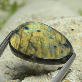 Spectrolite Gemstone in 20.1 x 13.4 mm Size for Sale, Spectrolite Stone in Multicolor Color