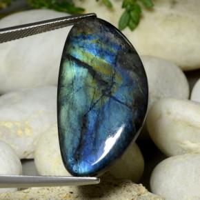 20.62 ct Multicolor Spectrolite Gemstone, Spectrolite Gem in Fancy Cabochon Shape for Sale.