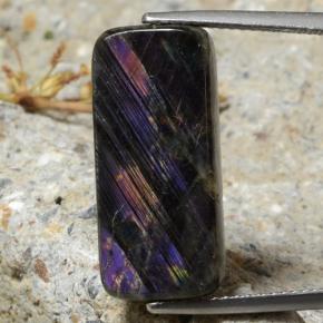 8.96 ct Multicolor Spectrolite Gemstone, Spectrolite Gem in Cushion Cabochon Shape for Sale.