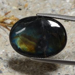 9.95 ct Multicolor Spectrolite Stone, Natural Spectrolite in Oval Cabochon Shape for Sale