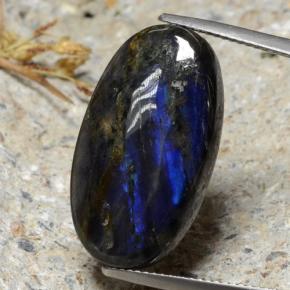 14.5ct Oval Cabochon Multicolor Spectrolite for sale thumb image of 14.5ct Oval Cabochon Multicolor Spectrolite (ID: 476962)