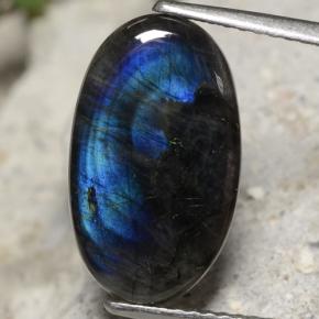 3.27 ct Multicolor Spectrolite Gemstone, Spectrolite Gem in Oval Cabochon Shape for Sale.
