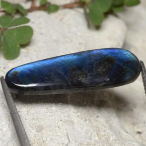 4.87 ct Multicolor Spectrolite Stone, Natural Spectrolite in Fancy Cabochon Shape for Sale