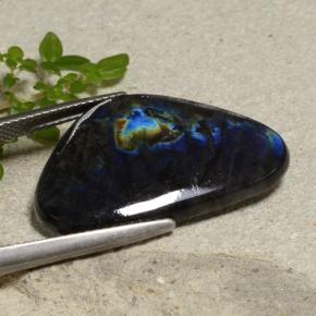 Spectrolite Gemstone in 26.9 x 16.4 mm Size for Sale, Spectrolite Stone in Multicolor Color