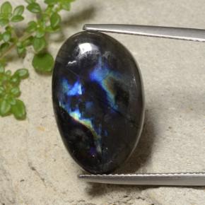 7.95 ct Multicolor Spectrolite Gemstone, Spectrolite Gem in Fancy Cabochon Shape for Sale.