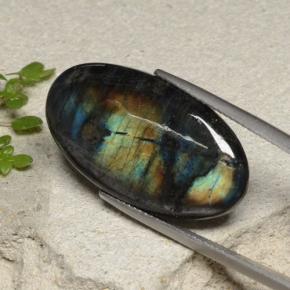 16.74 ct Multicolor Spectrolite Stone, Natural Spectrolite in Oval Cabochon Shape for Sale