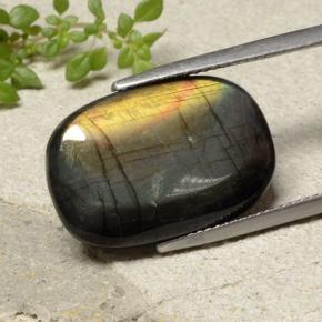 11.04 ct Multicolor Spectrolite Stone, Natural Spectrolite in Cushion Cabochon Shape for Sale