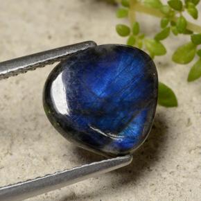 2.60 ct Multicolor Spectrolite Gemstone, Spectrolite Gem in Fancy Cabochon Shape for Sale.