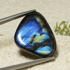 10.60 ct Multicolor Spectrolite Stone, Natural Spectrolite in Trillion Cabochon Shape for Sale