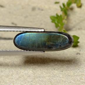 2.54 ct Multicolor Spectrolite Stone, Natural Spectrolite in Oval Cabochon Shape for Sale