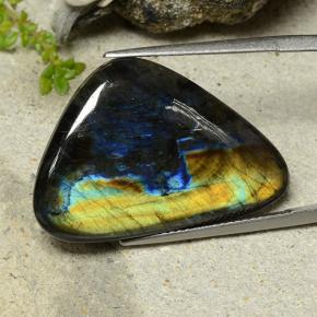 16.5ct Shark Fin Cabochon Multicolor Spectrolite for sale thumb image of 16.5ct Shark Fin Cabochon Multicolor Spectrolite (ID: 482567)