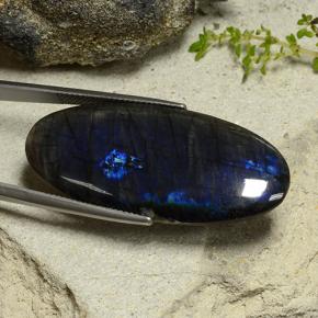 27.66 ct Multicolor Spectrolite Stone, Natural Spectrolite in Oval Cabochon Shape for Sale