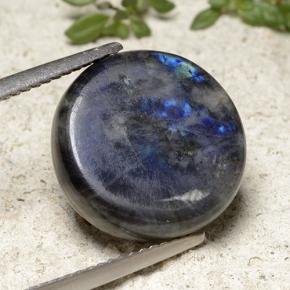 6.72 ct Multicolor Spectrolite Stone, Natural Spectrolite in Round Cabochon Shape for Sale
