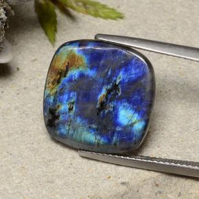 7.14 ct Multicolor Spectrolite Gemstone, Spectrolite Gem in Cushion Cabochon Shape for Sale.