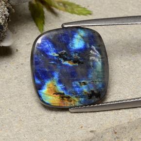 7.14 ct Multicolor Spectrolite Stone, Natural Spectrolite in Cushion Cabochon Shape for Sale