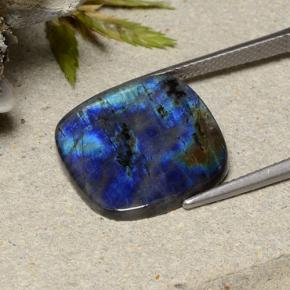 Spectrolite Gemstone in 16.2 x 16 mm Size for Sale, Spectrolite Stone in Multicolor Color