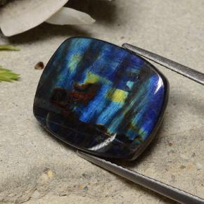 7.51 ct Multicolor Spectrolite Stone, Natural Spectrolite in Cushion Cabochon Shape for Sale