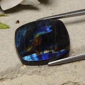 Spectrolite Gemstone in 17.5 x 14.6 mm Size for Sale, Spectrolite Stone in Multicolor Color