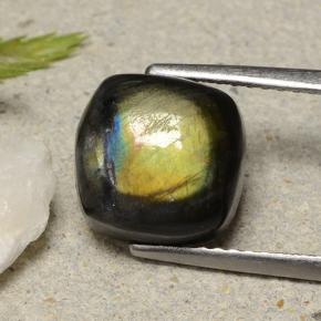 4.12 ct Multicolor Spectrolite Gemstone, Spectrolite Gem in Cushion Cabochon Shape for Sale.