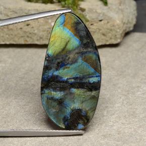 10.54 ct Multicolor Spectrolite Gemstone, Spectrolite Gem in Half Heart Cabochon Shape for Sale.