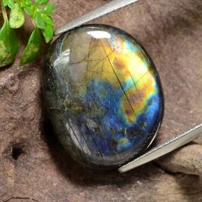 9.95 ct Multicolor Spectrolite Gemstone, Spectrolite Gem in Fancy Cabochon Shape for Sale.