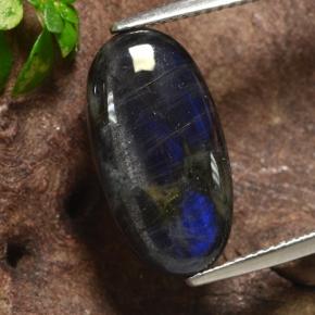 5.07 ct Multicolor Spectrolite Gemstone, Spectrolite Gem in Oval Cabochon Shape for Sale.