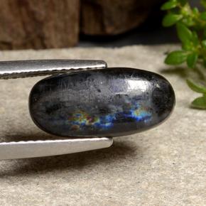 3.83 ct Multicolor Spectrolite Stone, Natural Spectrolite in Oval Cabochon Shape for Sale