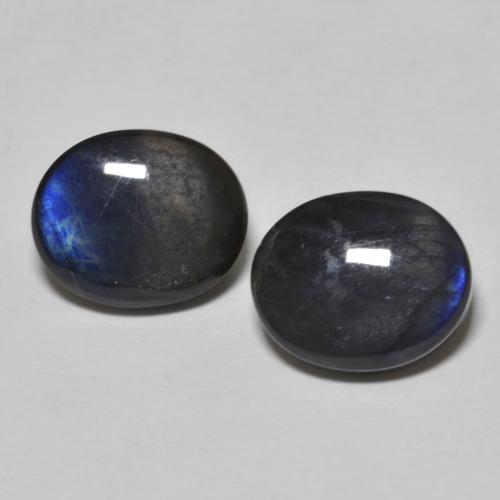 2 Stück/Paar Oval Spektrolith in Größe 10,1 x 8,3mm, Gewicht 4,32 ct gesamt / durchschnittl. 2,16 ct, Mehrfarbig in Opaque Reinheit, Garantiert natürliche Edelsteine, Mohs-Härte 6 - 6,5, Photo A