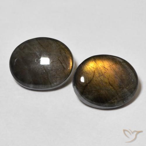 4.28 ct Oval Spectrolite, 10.1 x 8.2 mm From Finland, Photo A