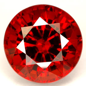 6.59 ct Red Spessartite Garnet Gemstone, Spessartite Garnet Gem in Round Facet Shape for Sale.