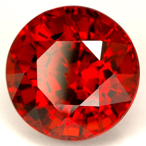 6.59 ct Red Spessartite Garnet Stone, Natural Spessartite Garnet in Round Facet Shape for Sale