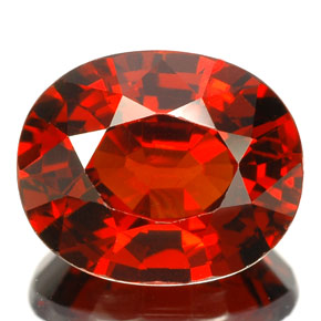 6.63 ct Orange Spessartite Garnet Gemstone, Spessartite Garnet Gem in Oval Facet Shape for Sale.