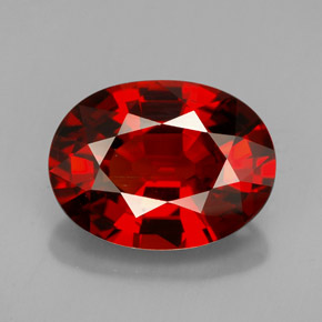 5.68 ct Red Spessartite Garnet Gemstone, Spessartite Garnet Gem in Oval Facet Shape for Sale.