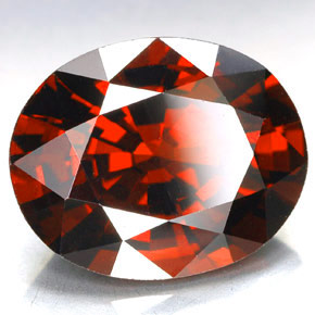 9.53 ct Red Spessartite Garnet Stone, Natural Spessartite Garnet in Oval Facet Shape for Sale
